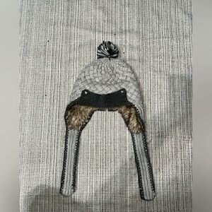 Pistil‎ Aster Basket Weave Knit Earflap Pompom Germany Festival Winter Fall Cap